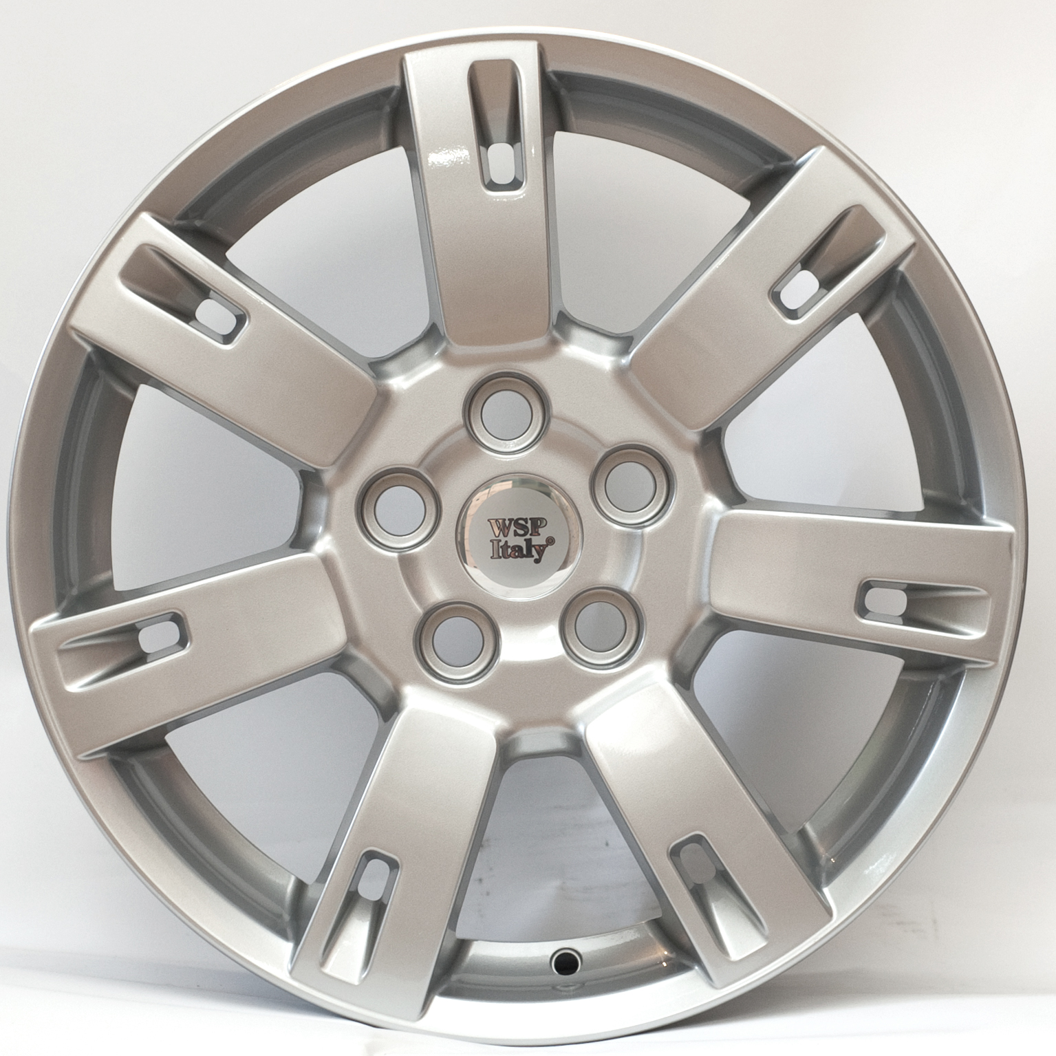WSP Italy Land Rover (W2356) Apollon R18 5/120