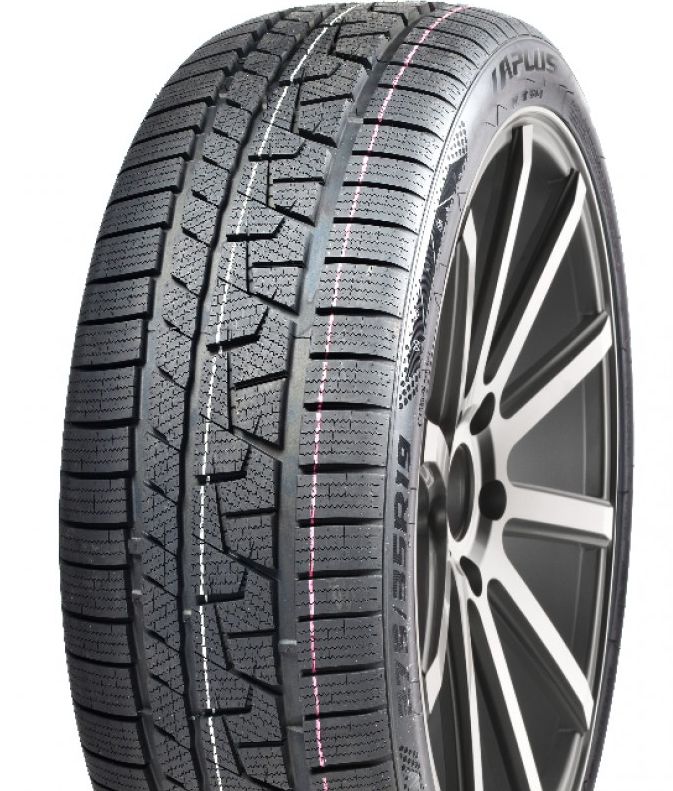 Aplus A702 245/40 R19