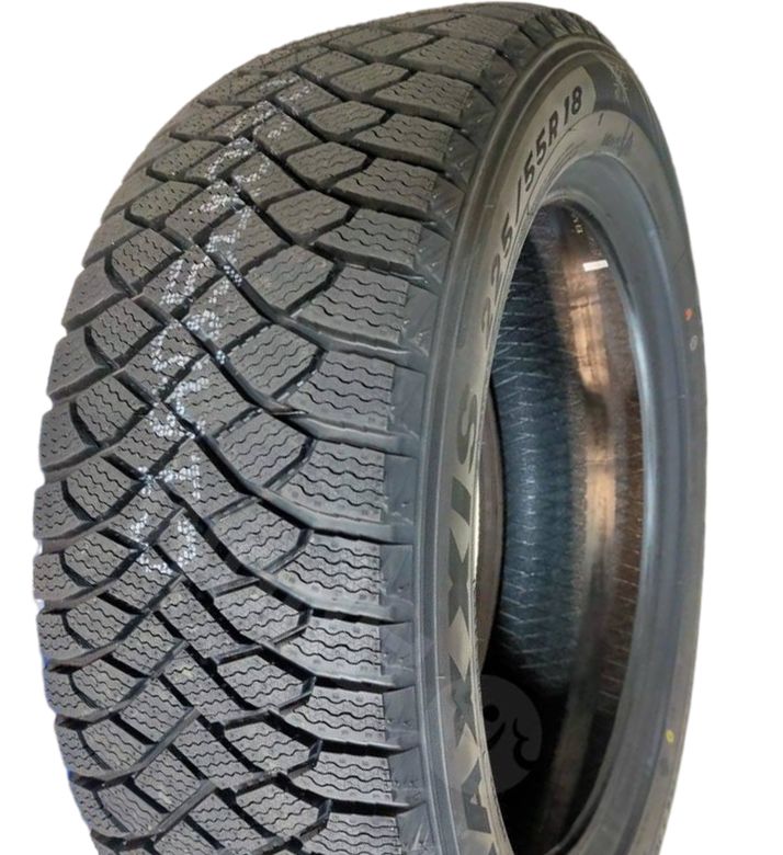 Maxxis Premitra Ice SP5 225/45 R19