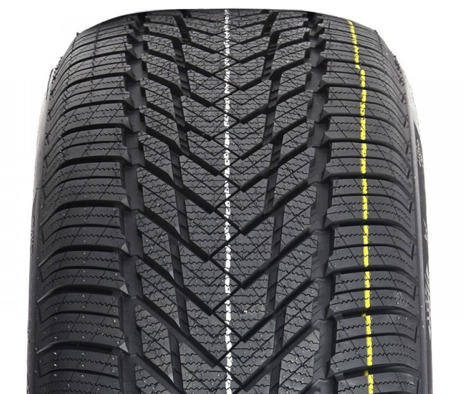 Powertrac Snowtour Pro 205/65 R15